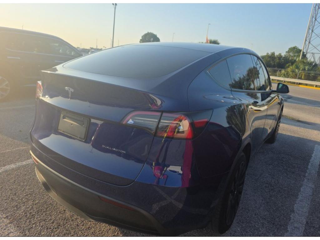 tesla model y 2021 5YJYGDEE3MF176817 image tesla model y 2021 5YJYGDEE3MF176817 image